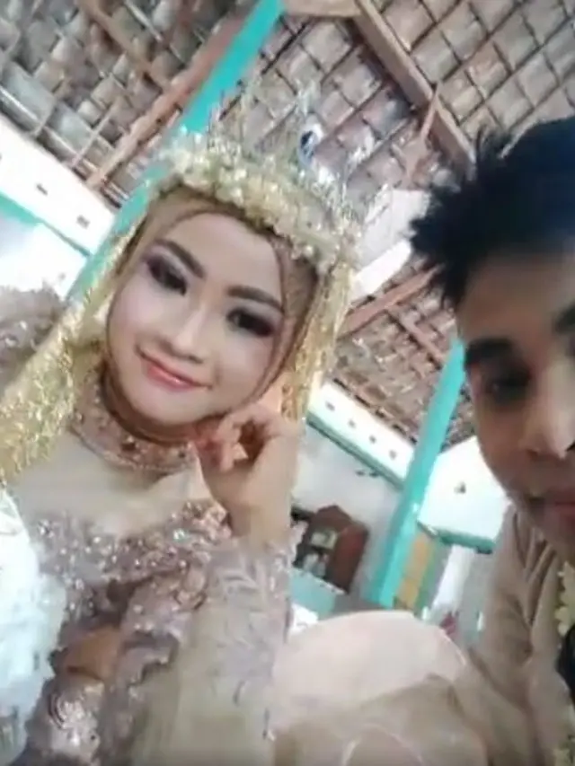 6 Momen Pernikahan Ponari Si Dukun Cilik, Banjir Ucapan dari Warganet