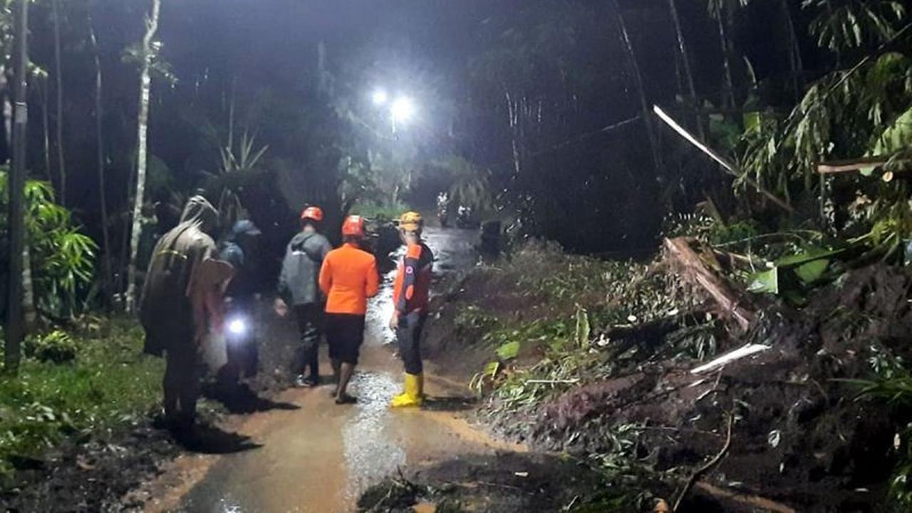 Gerak Cepat Pemkab Lumajang: 1 Korban Luka Akibat Banjir dan Longsor, Penanganan Terpadu Dimulai!