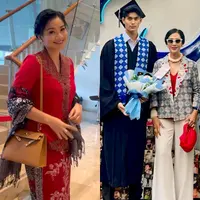 Pasha Ungu turut menghadiri wisuda SMA putrinya, Shakiena Azalea mengenakan kemeja putih. Sedangkan sang istri, Adelia Pasha memilih set tunik brokat warna nude dan hijab warna ivory. [@adeliapasha]