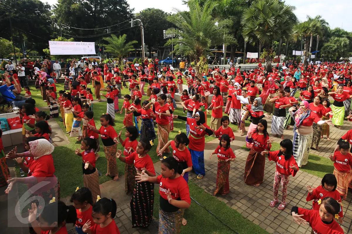 20160423-Ratusan Pelajar Yogya Flash Mob Tari Tradisional di Hari Sumpah Pemuda-Jakarta