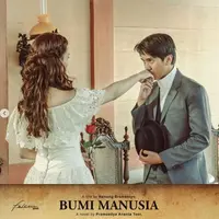 Foto adegan film Bumi Manusia. foto; Instagram (@falconpictures_)