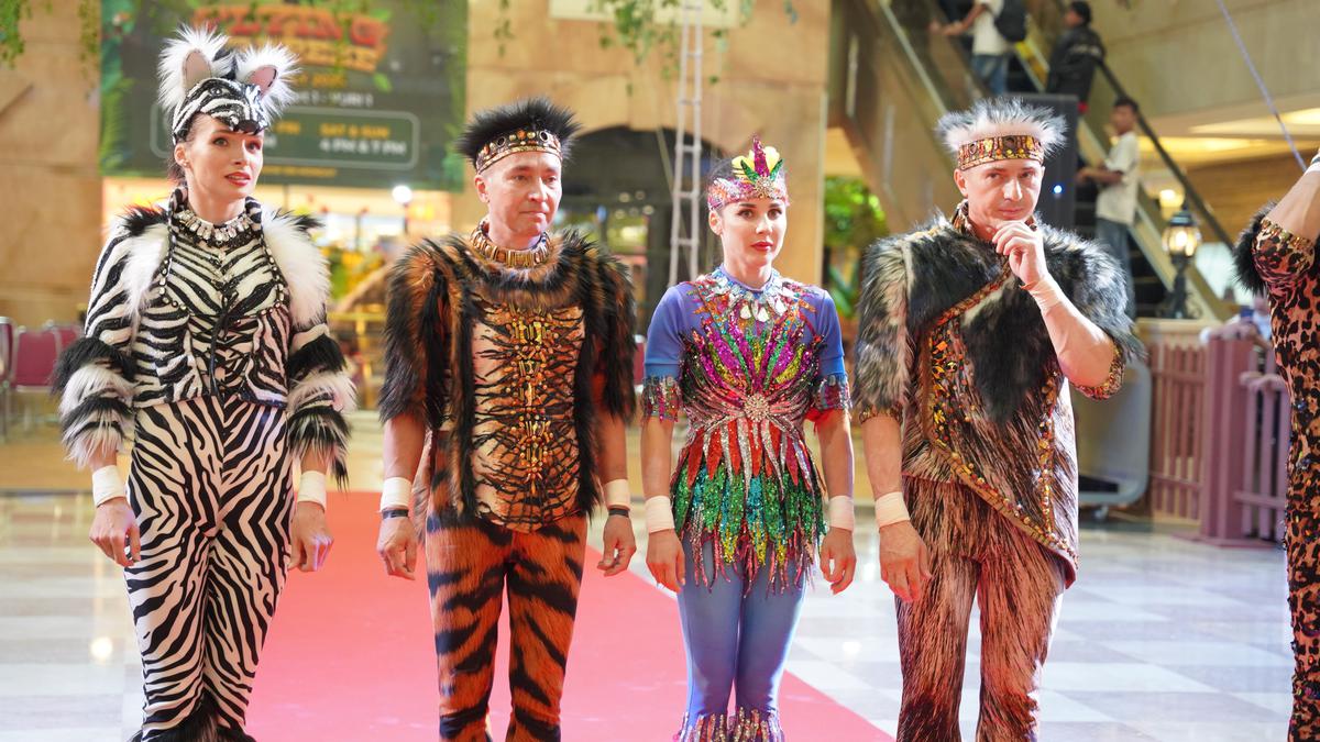 Pertunjukan Akrobatik Flying Trapeze Hadir Lagi di Jakarta, Kali Ini Bertema Jungle