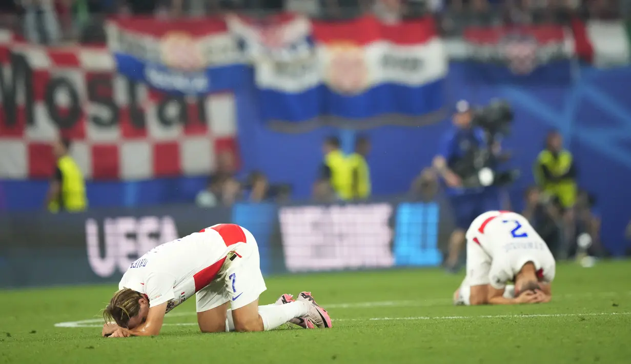Kroasia saat ini berada di posisi kelima dari enam tim dalam klasemen peringkat ketiga terbaik. (AP Photo/Ebrahim Noroozi)