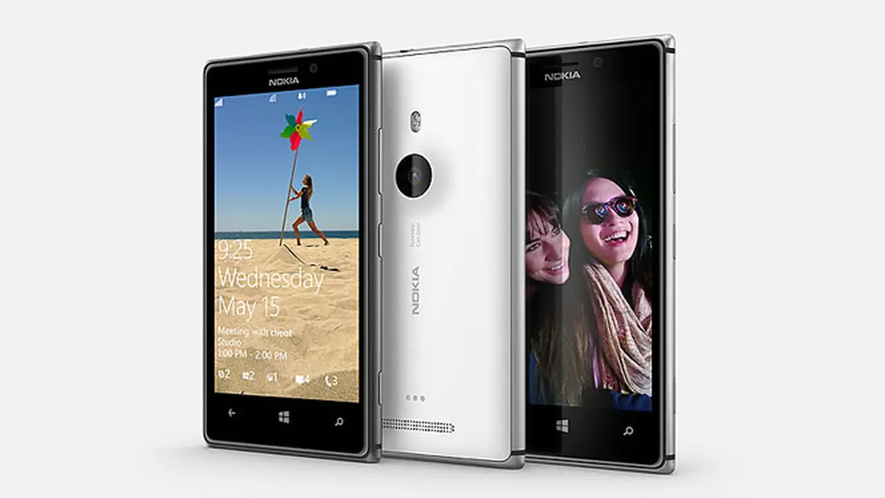 nokia-lumia-925-130701b.jpg