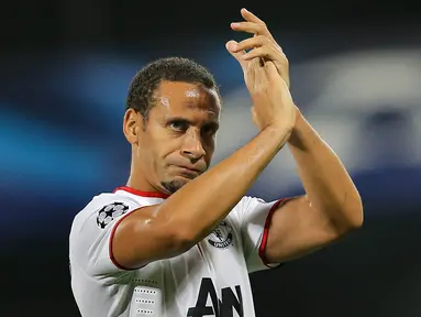 Pada hari ini mantan bintang Inggris dan Manchester United, Rio Ferdinand merayakan hari jadi. Rio dilahirkan di London, Inggris pada 7 November 1978. (EPA/Robert Ghement)