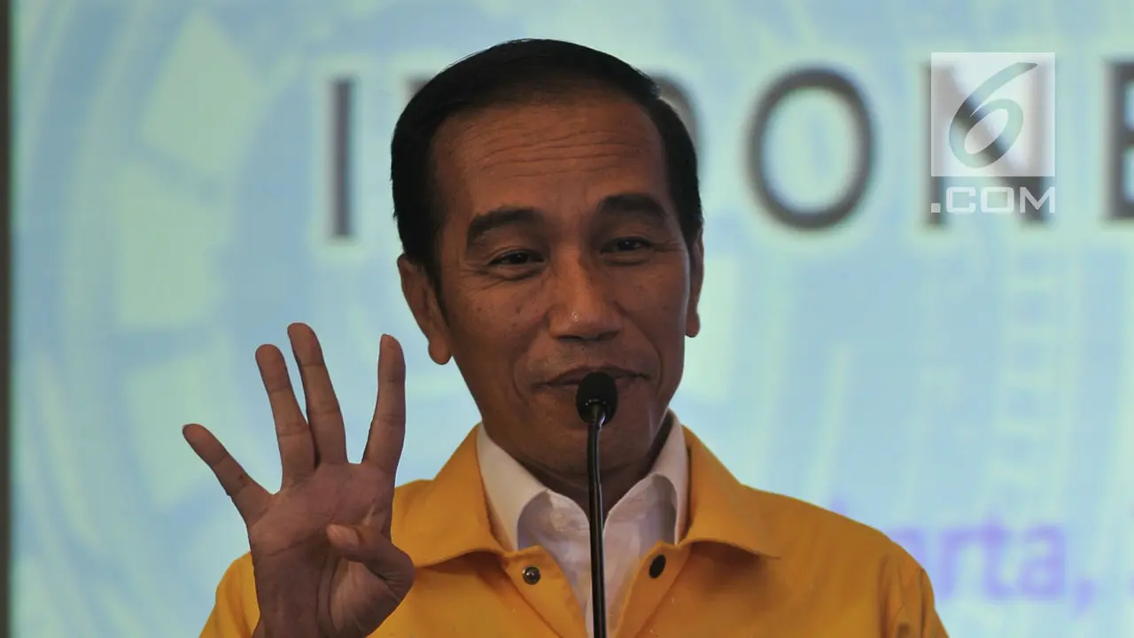 Kenakan Jaket Kuning, Jokowi Buka Puasa Bareng Tokoh Muda Digital