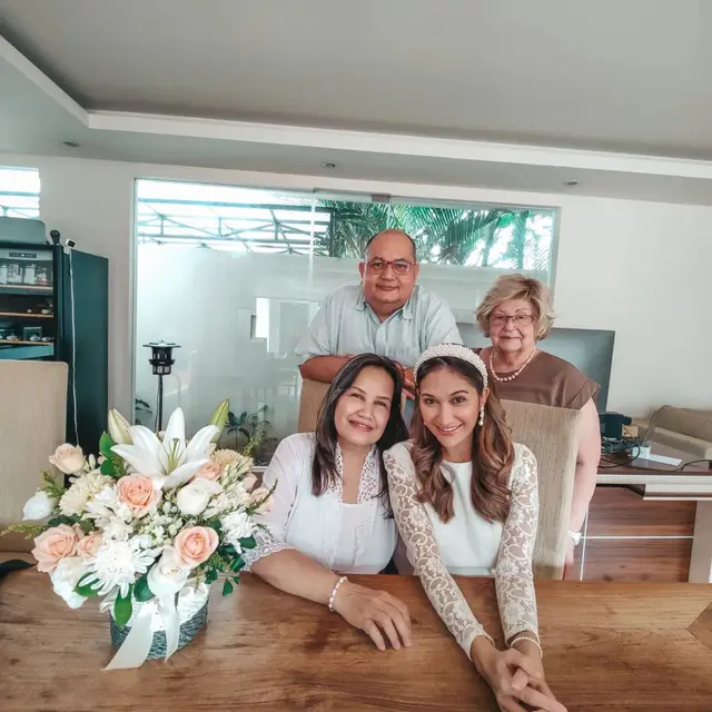 6 Momen Akad Nikah Andrea Georgina dengan Pria Bule, Digelar Sederhana