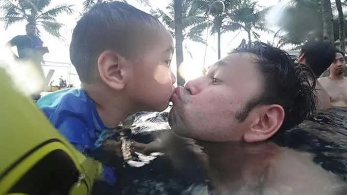 [Bintang] Raffi Ahmad dan Rafathar Malik Ahmad