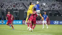 Puja-puji Netizen untuk Kiper Timnas Indonesia U-17 saat Lawan Ekuador di Piala Dunia U-17 2023: Ikram Al Giffari Menggendong Tim Nih!