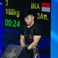 Rahmat Abdullah berhasil menambah pundi emas Indonesia usai menjadi yang terbaik di cabor Angkat Besi kelas 73 kg putra Asian Games 2023. (Ishara S.KODIKARA / AFP)