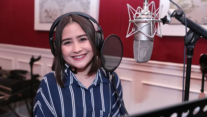 [Bintang] Prilly Latuconsina