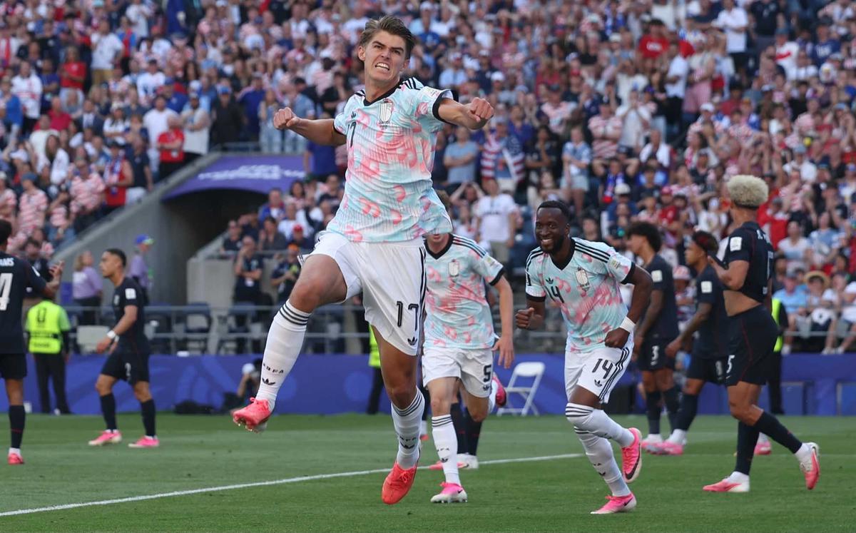 FOTO: Amerika Serikat Tersingkir Belgia Tantang Spanyol di Perempat Final