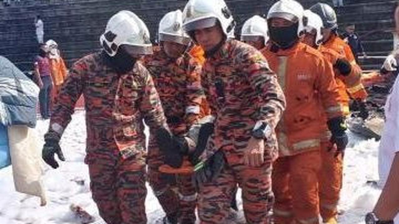 Jenazah para korban dilaporkan telah dikirim ke Rumah Sakit Militer (Lumut) untuk diidentifikasi. Foto: Handout via REUTERS