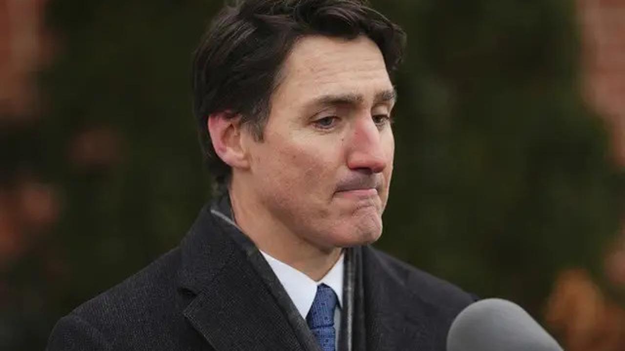Katy Perry dan Justin Trudeau Terciduk Mesra-mesraan di Atas Yacht