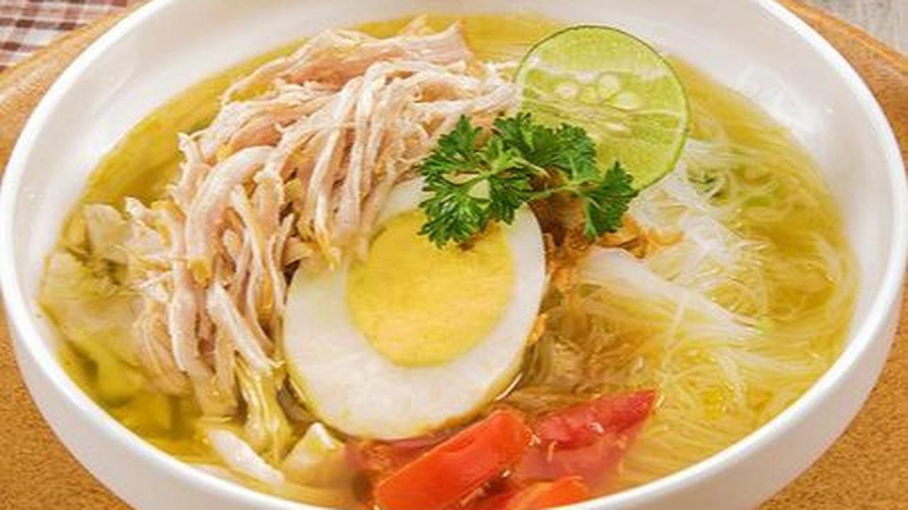 1. Soto Ayam
