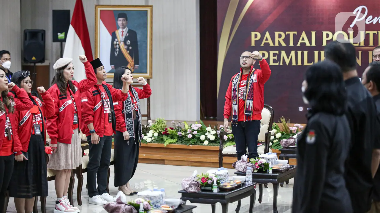 Ketua KPU Terima Pendaftaran PSI Sebagai Partai Politik Calon Peserta Pemilu 2024