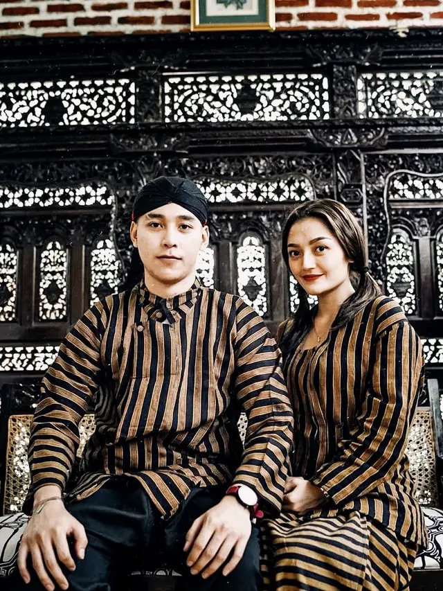 Siti Badriah dan Krisjiana Baharudin