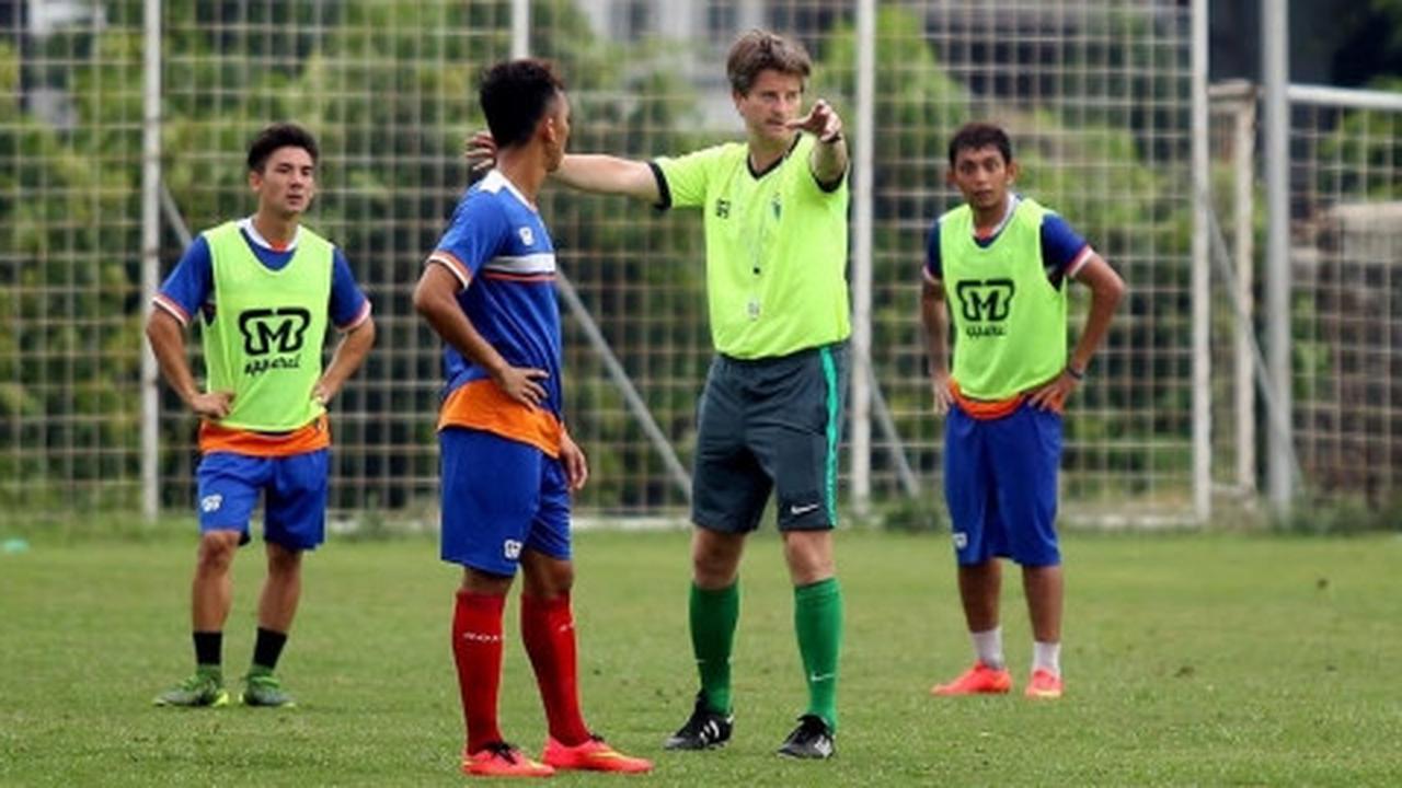 Huistra fokus benahi pertahanan PBR