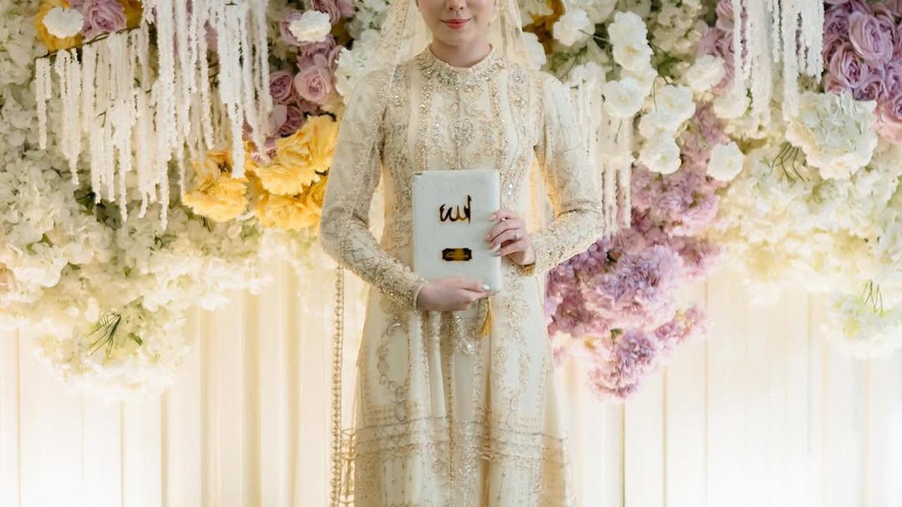 Potret Busana Haviza Dewi Anjani di Acara Pengajian Jelang Nikah, Nuansa Pastel Bikin Makin Cantik