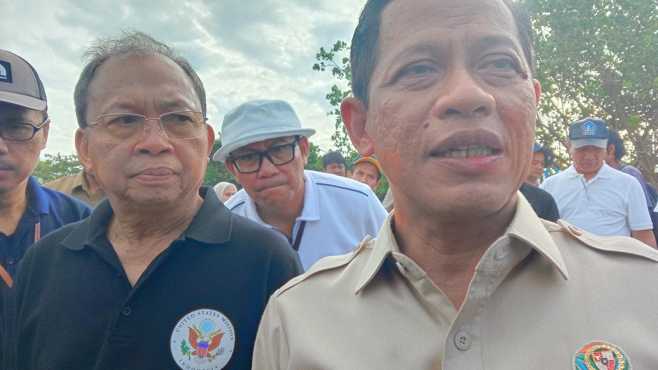 Menteri Hanif: Sampah yang Belum Dipilah Dilarang Masuk TPA Suwung Bali