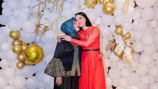 Ririn Ekawati dan Ibunda (Sumber: Instagram/ririnekawati)
