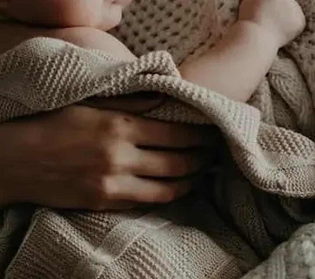 Namun, setelah tim kuasa hukum berembuk dengan keluarga dan mencoba menenangkan, sampai sejauh ini akhirnya mau untuk melakukan tes DNA.