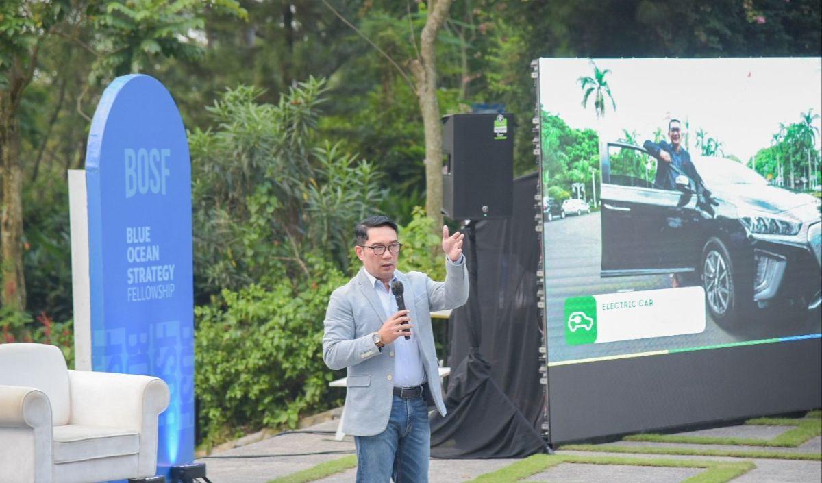 Menurut Saidiman, RK memiliki basis dukungan elektoral yang kuat di Jawa Barat, sehingga mampu menambal kelemahan Ganjar di Tanah Pasundan itu.<br>