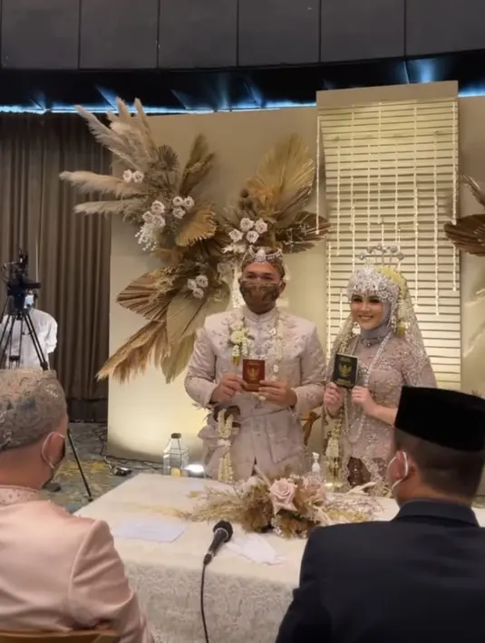 (Instaram/kesharatuliu05)