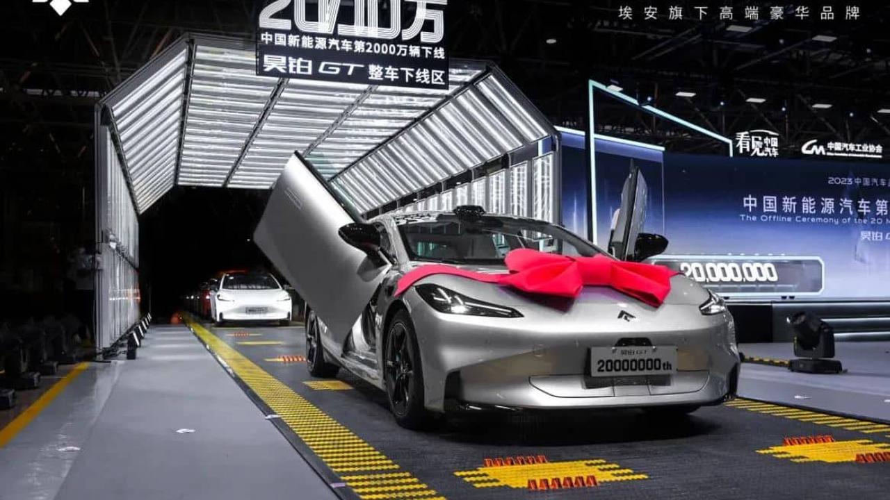 Cina Produksi Kendaraan Energi Baru ke-20 Juta Unit (Carnewschina)