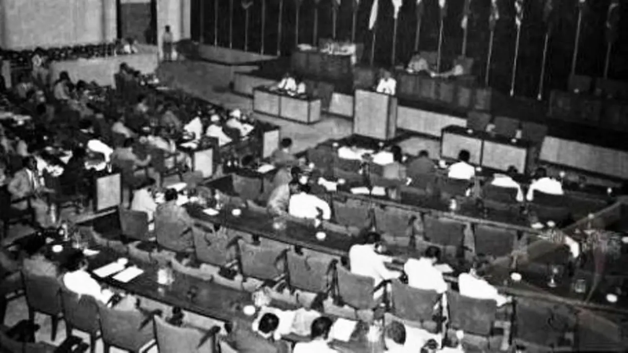 Nehru dan Gamal Minum Kobokan, Ini Fakta Unik & Kocak KAA 1955