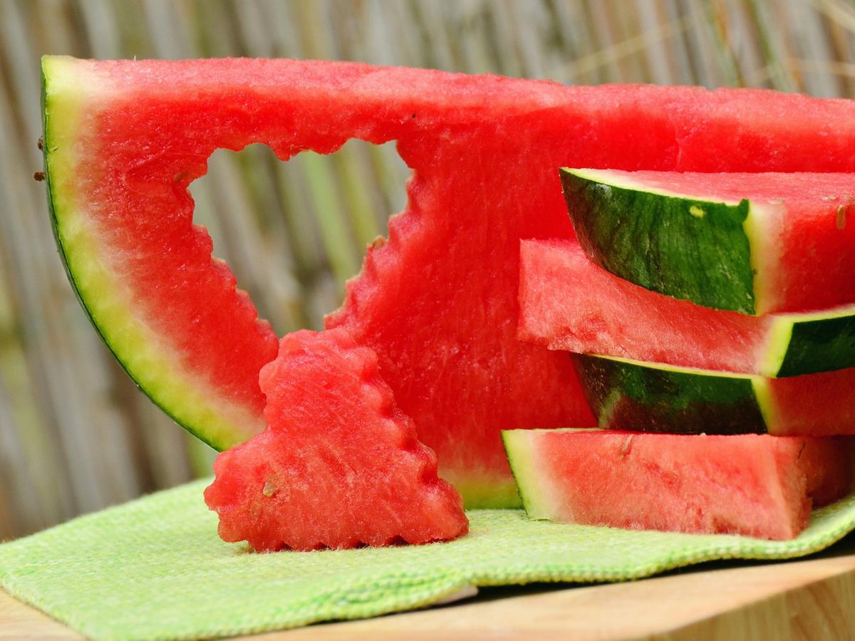 Manfaat buah semangka untuk kesehatan