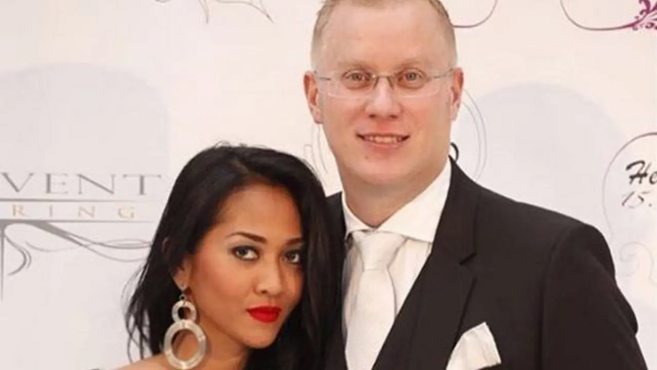Tiara Lestari, Stephan Oelkers