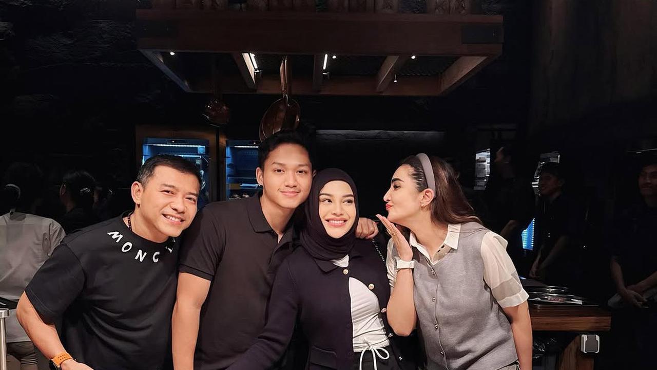 Bikin Haru, Begini Cara Aurel Hermansyah Peringati Hari Ibu - Unggah Foto Bareng Kris Dayanti dan Ashanty