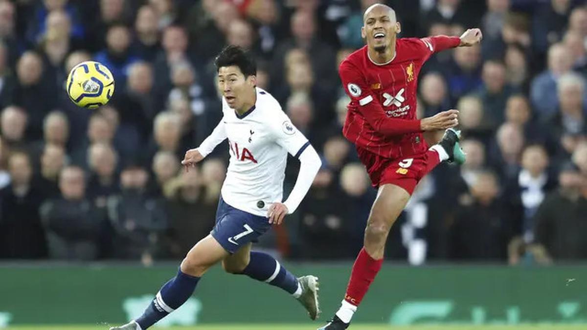 7 Bintang Sepak Bola Paling Tak Egois: Rela Berkorban Besar demi Kejayaan Tim