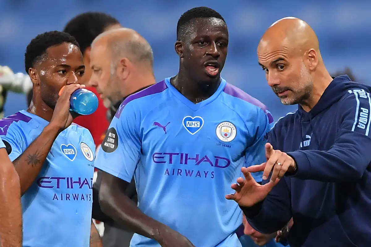 Manchester City Bungkam Liverpool 4-0