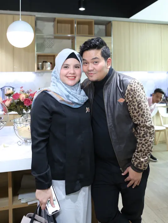 Indra Bekti dan Aldila Jelita (Daniel Kampua/Fimela.com)