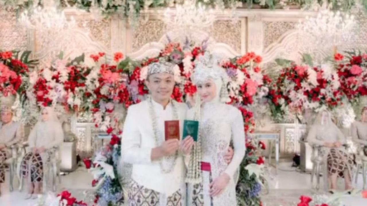 Dikaruniai Satu Orang Anak