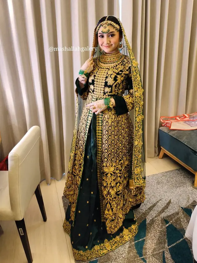 Pesona Jihan Audy Kenakan Busana India, Tampil Menawan. (Sumber: Instagram/@mashallahgalery)