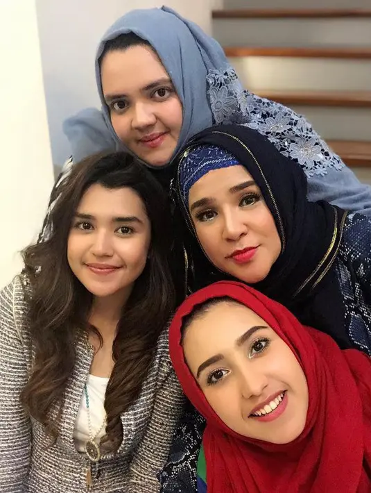 Syelfa Alhamid memiliki garis keturunan Arab, wajar jika Syelfa dikaruniai wajah yang cantik dan memesona. (Foto: Instagram.com/fitriaelvys)