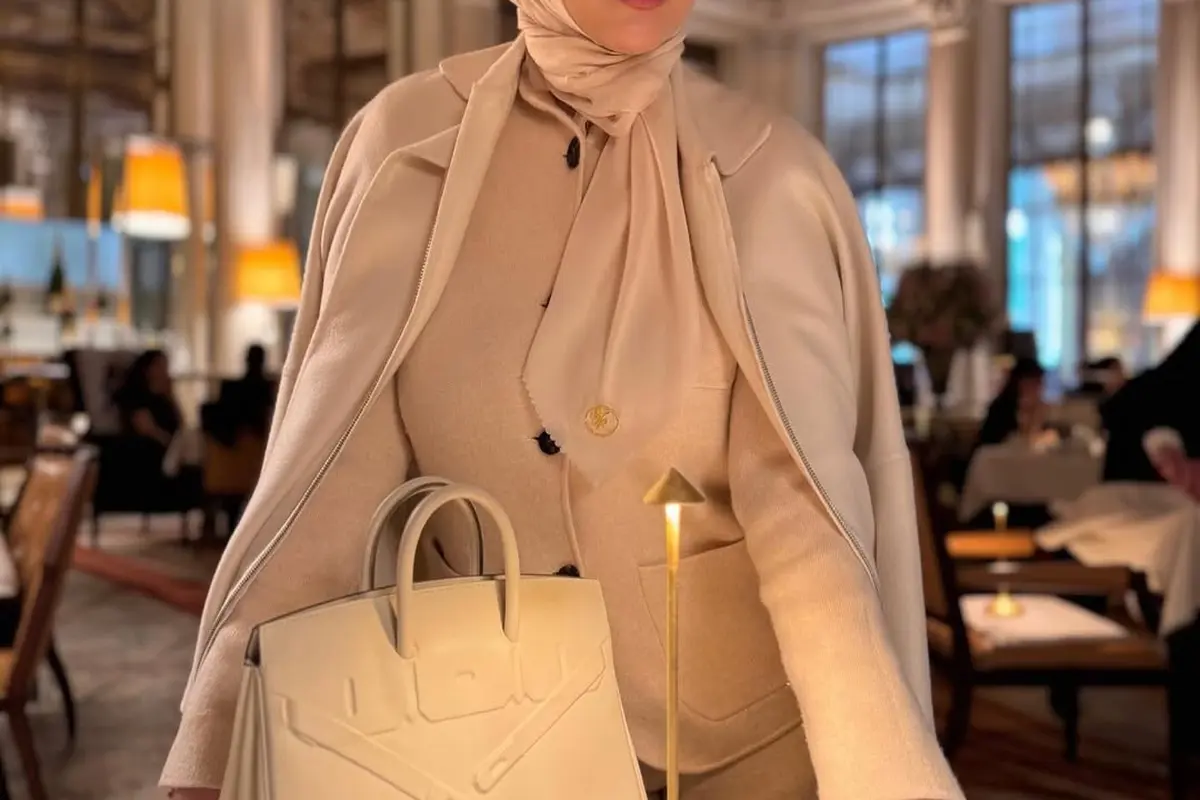 Gaya Glamor Syahrini Saat Private Shopping di Paris Bareng Reino Barack, Tampil Elegan dengan Tas Hermes Rp680 Juta-an