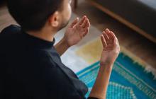 Amalan Jumat Terakhir Bulan Rajab, Rahasia Rezeki Mengalir Deras