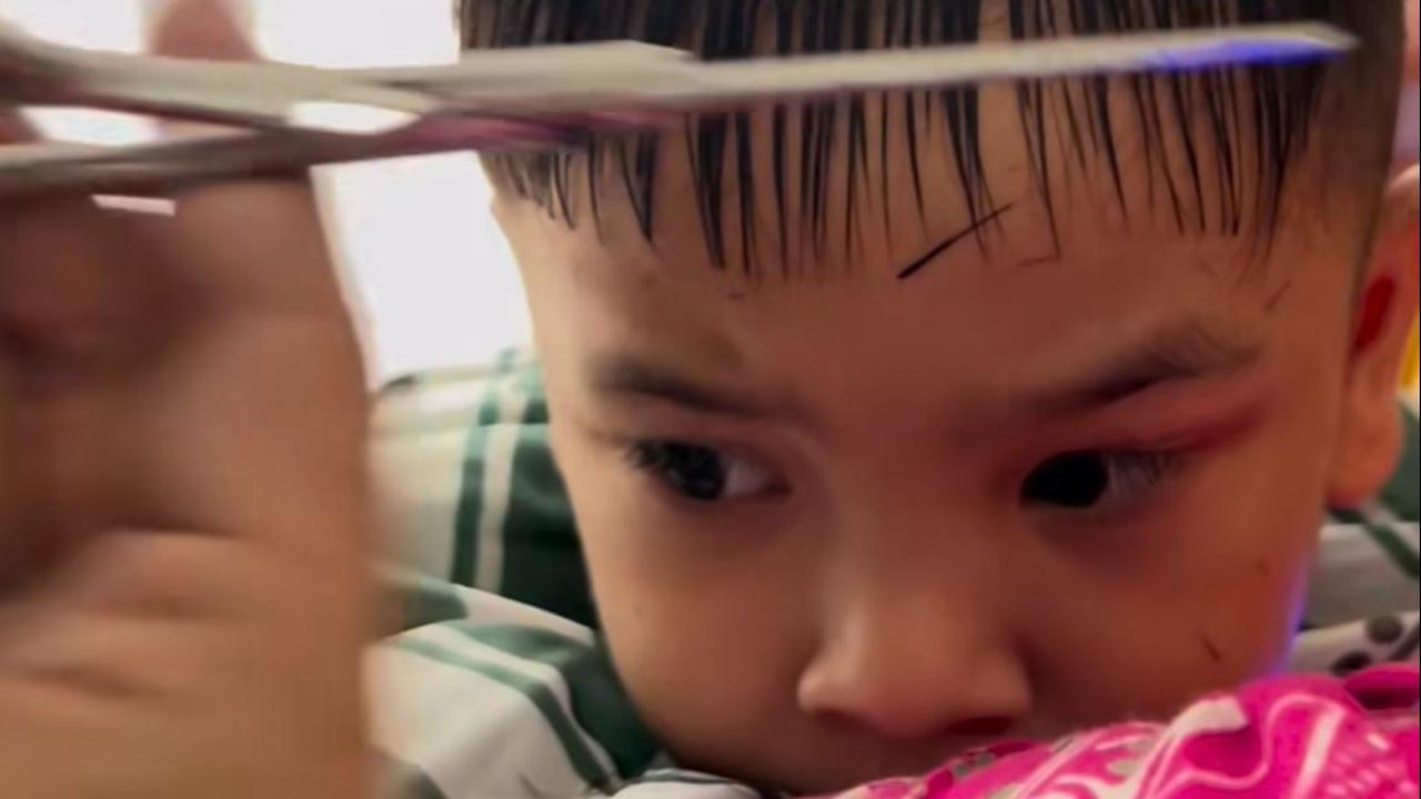Ketegangan Gala Saat Potong Rambut