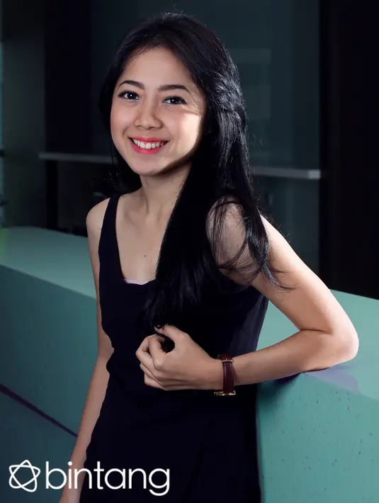 Wanita berdarah Minang ini selalu ingin menekuni pekerjaan yang bermanfaat untuk orang banyak, tidak hanya untuk ketenaran semata. (Andy Masela/Bintang.com)
