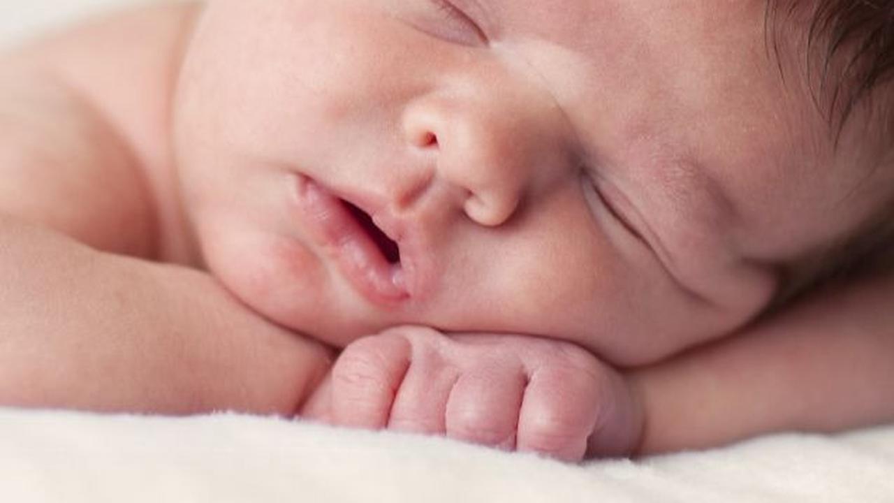 Rekomendasi Nama-nama Bayi Laki-laki yang Disukai Allah SWT & Dianjurkan oleh Rasulullah
