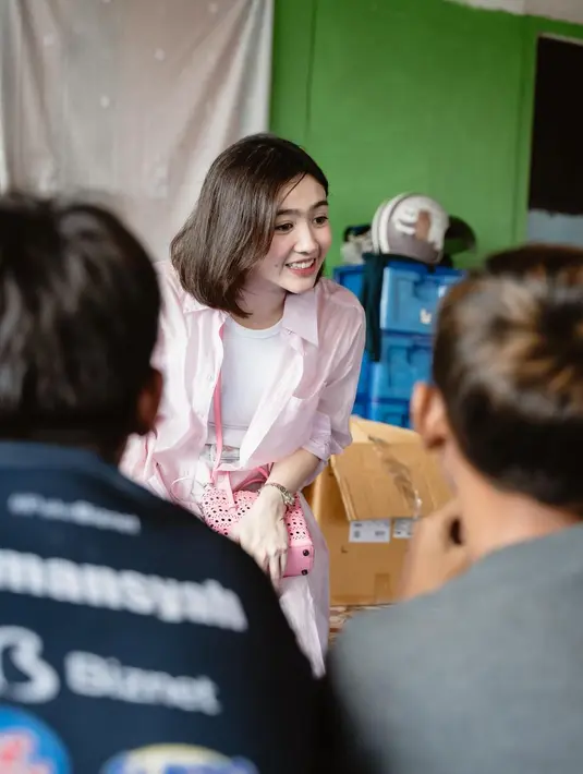 [Foto: Instagram/febbyrastanty]