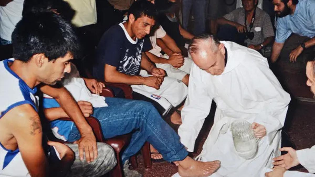 Potret Perjalanan Hidup Paus Fransiskus, Pemimpin Gereja Katolik Dunia yang Wafat di Usia 88 Tahun