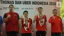 Meski gagal meraih gelar juara, mereka tetap mendapat sambutan hangat dari jajaran Pengurus Pusat Persatuan Bulutangkis Seluruh Indonesia (PP PBSI) serta Menpora Dito Ariotedjo. (Bola.com/M Iqbal Ichsan)