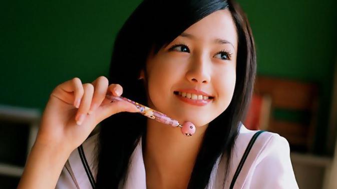 Erika Sawajiri Ditangkap Polisi Tokyo Karena Narkoba Showbiz Liputan6 Com