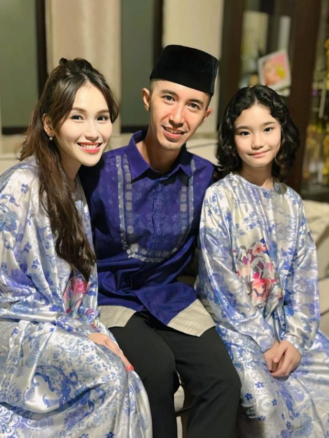 Ayu Ting Ting dan Bilqis bareng Fardhana