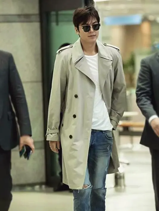 “Aku gugup dan bahagia melihat setiap orang yang melihatnya. Aku memainkan 2 peran disini, satu sisi sebagai orang yang peduli dan bisa memperlihatkan sisi yang lainnya,” ucap Min Ho melansir Soompi. (Instagram/leeminho_87)